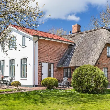 Prázdninový dům Kampende I *